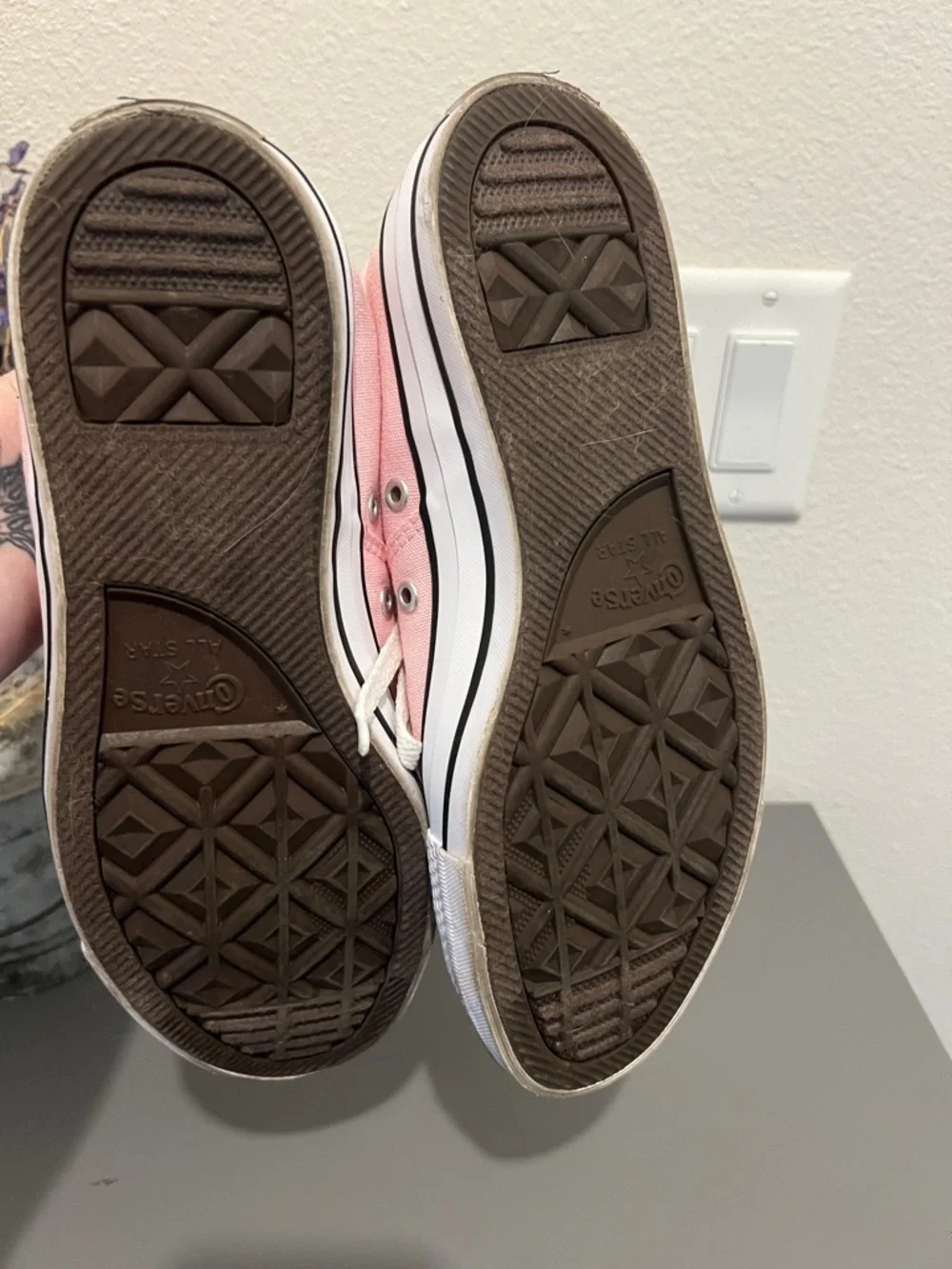 Converse Low Top Canvas Sneakers in Pink and White - Picture 4 of 5